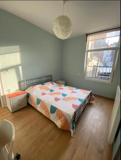 Confortable Lits Double Schaarbeek Premier Etage Brüssel